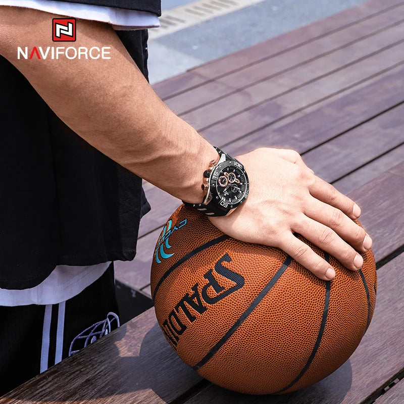 NAVIFORCE Sporty Military Quartz Wristwatch